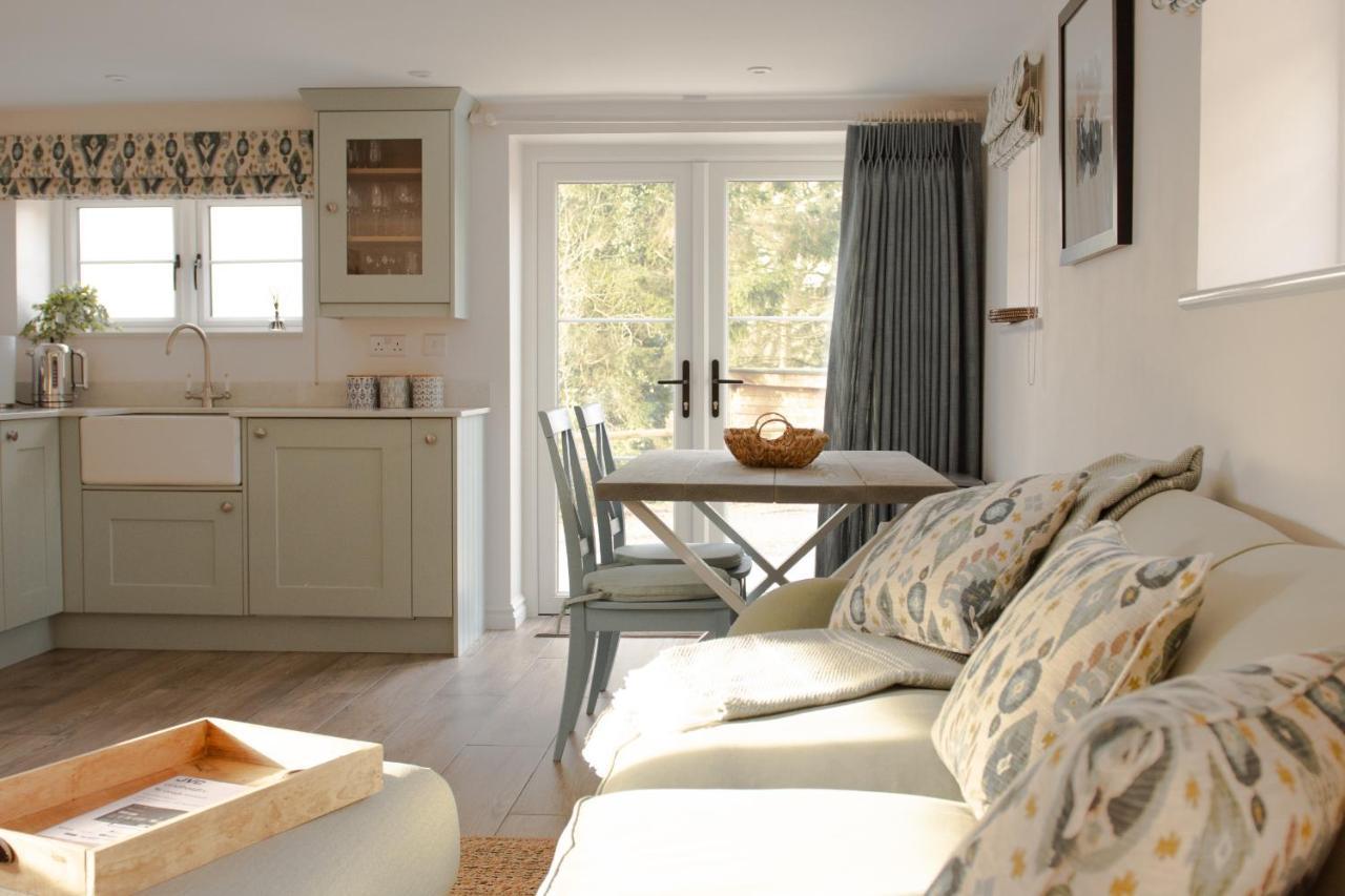 Finwood Green Farm Holiday Cottages-The Calf Shed And The Milk Parlour Henley-in-Arden Екстер'єр фото