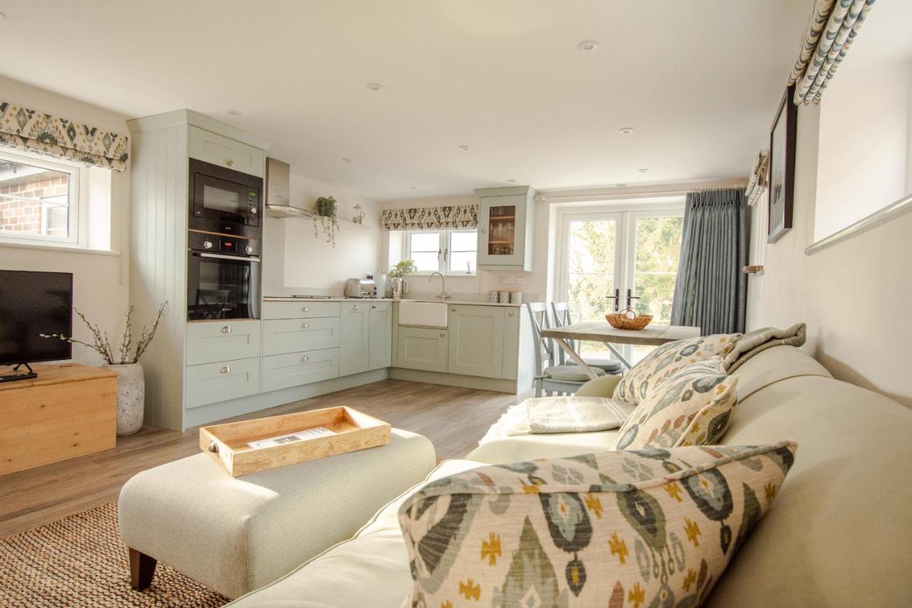 Finwood Green Farm Holiday Cottages-The Calf Shed And The Milk Parlour Henley-in-Arden Екстер'єр фото